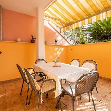 Lola 2 Apartament Rovinj